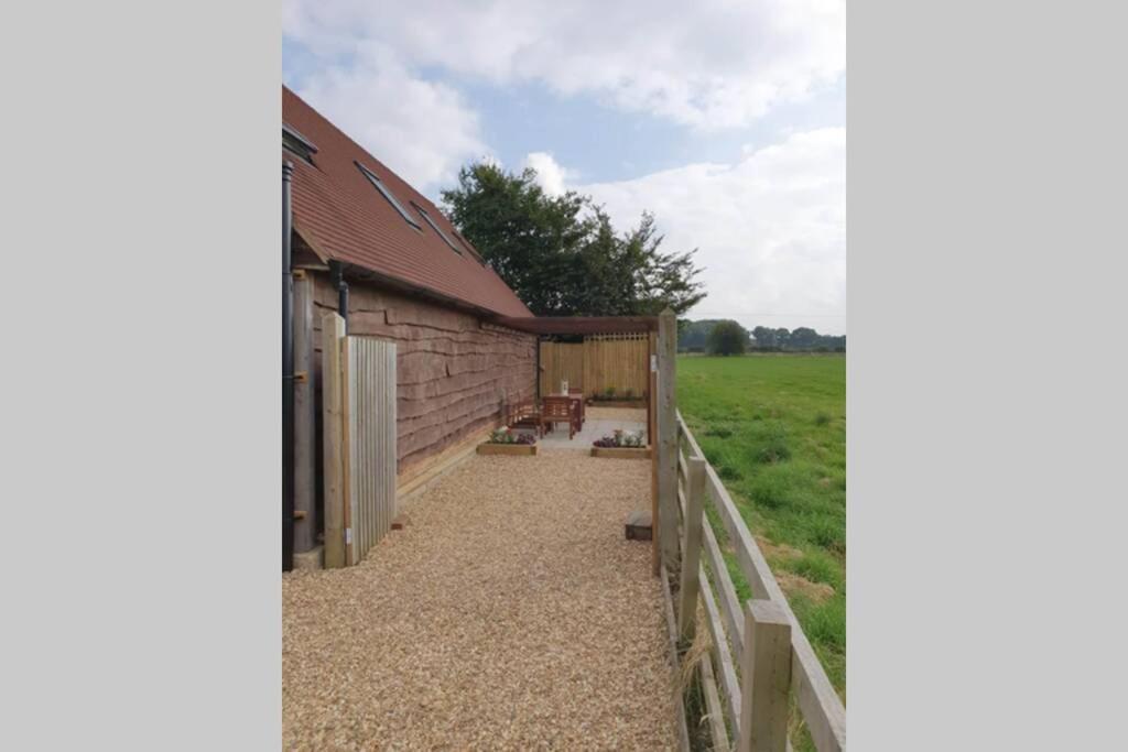 Fieldside Barn *